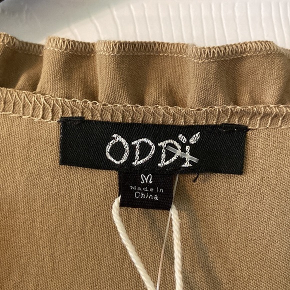 Pink Nickel Ruffled Dress with Bishop Long Sleeves size M brand new length 36” - Picture 4 of 8